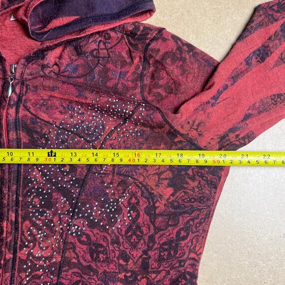 Live and Let Live Red/Pink AOP Graphic Rhinestone Sweater Women Size Large - Picture 6 of 7